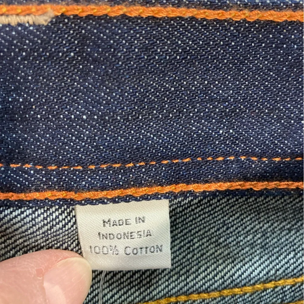 J Crew, Men's Straight Leg, dark blue Jeans. Size, 38X32 - Picture 7 of 9